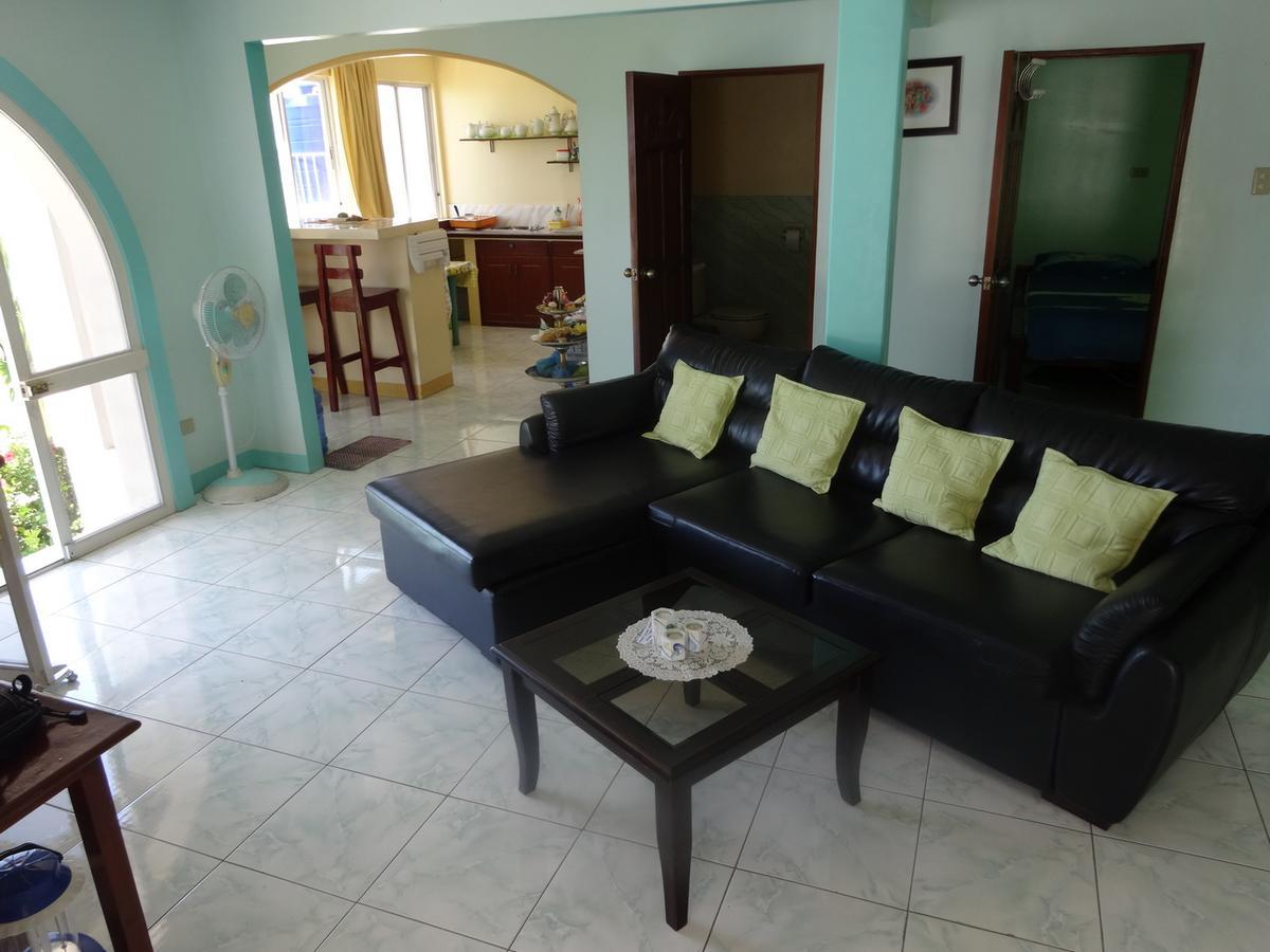 Hotel House Rapunzel à Oslob Extérieur photo