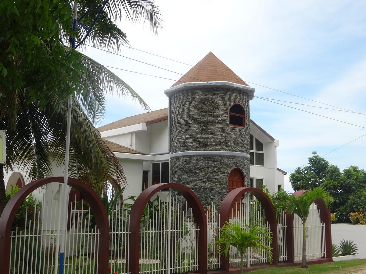 Hotel House Rapunzel à Oslob Extérieur photo